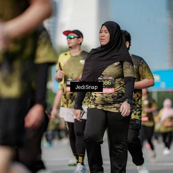 Runner Photo 6833774
