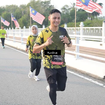Runner Photo 6833777