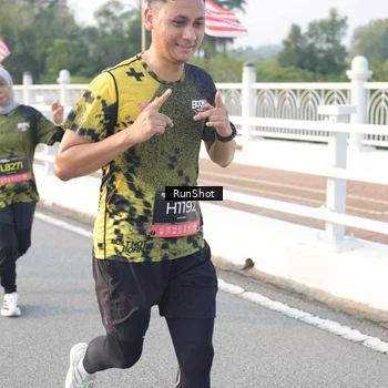 Runner Photo 6833779
