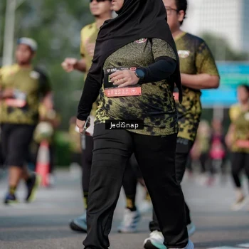 Runner Photo 6833786