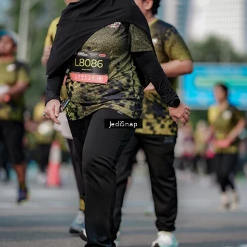 Runner Photo 6833787