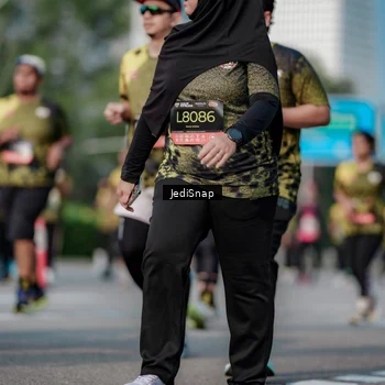 Runner Photo 6833792