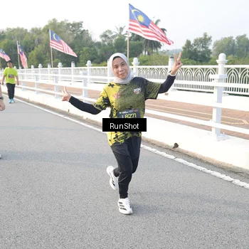 Runner Photo 6833797