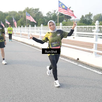 Runner Photo 6833799