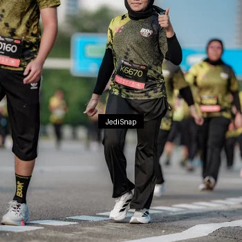 Runner Photo 6833810