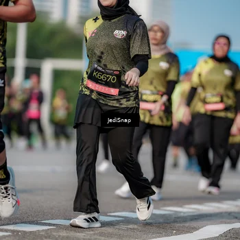 Runner Photo 6833822