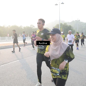 Runner Photo 6833833