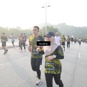 Runner Photo 6833834