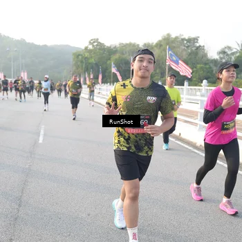 Runner Photo 6833852