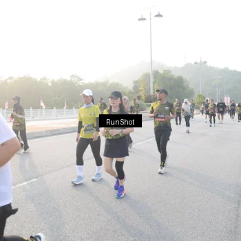 Runner Photo 6833884