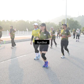 Runner Photo 6833889