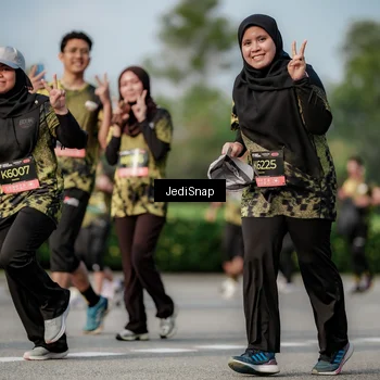 Runner Photo 6833895