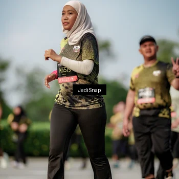 Runner Photo 6833896