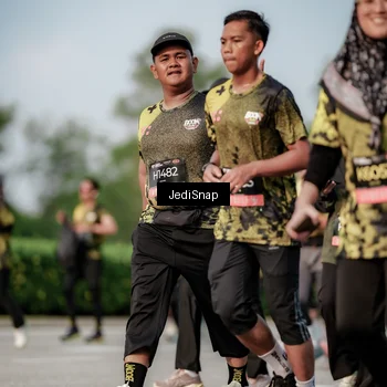 Runner Photo 6833903