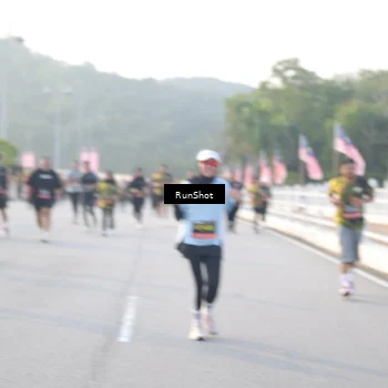Runner Photo 6833911