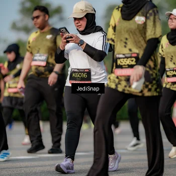 Runner Photo 6833922