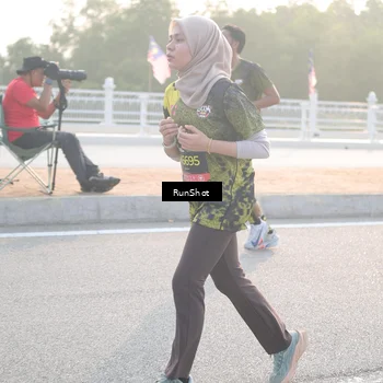 Runner Photo 6833927