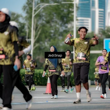 Runner Photo 6833932