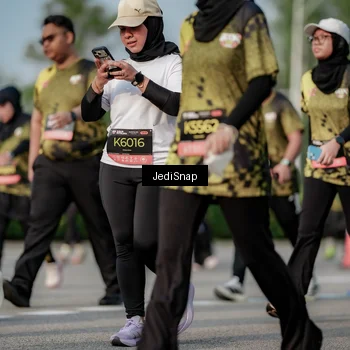 Runner Photo 6833933