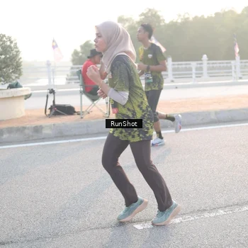 Runner Photo 6833935