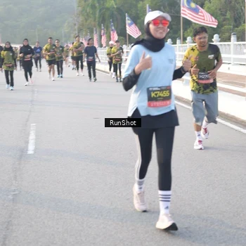 Runner Photo 6833940