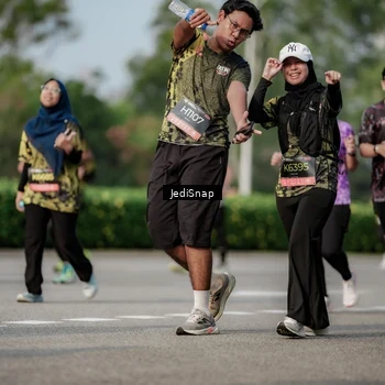 Runner Photo 6833953