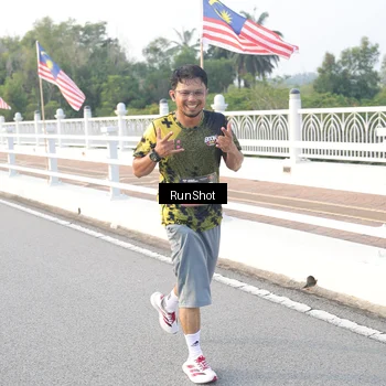 Runner Photo 6833982