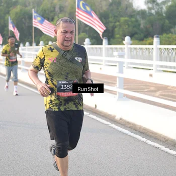 Runner Photo 6833991