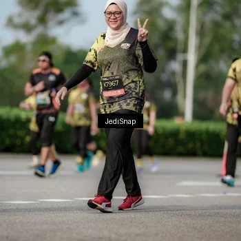 Runner Photo 6833993