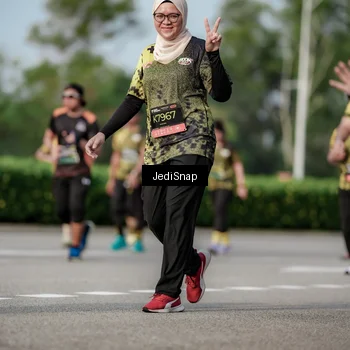 Runner Photo 6834000