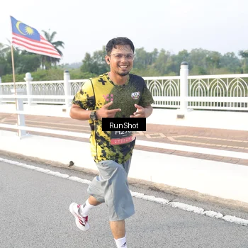 Runner Photo 6834001