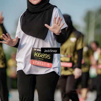 Runner Photo 6834004
