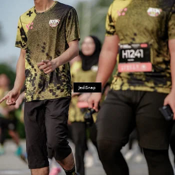 Runner Photo 6834039