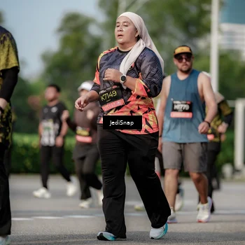 Runner Photo 6834050