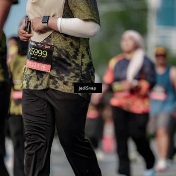 Runner Photo 6834051