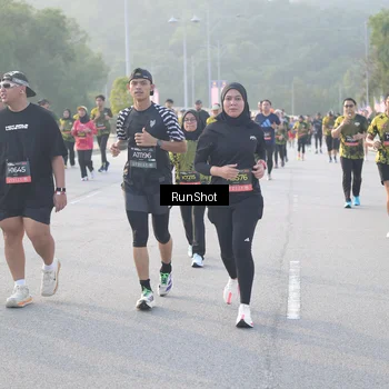 Runner Photo 6834052
