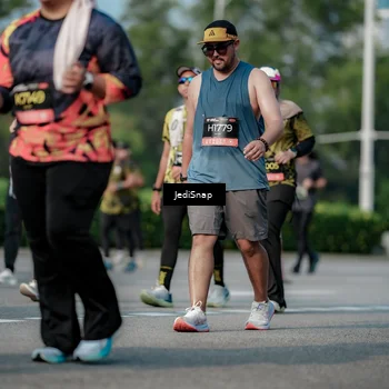 Runner Photo 6834056