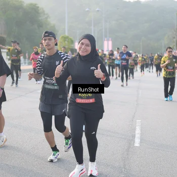 Runner Photo 6834066