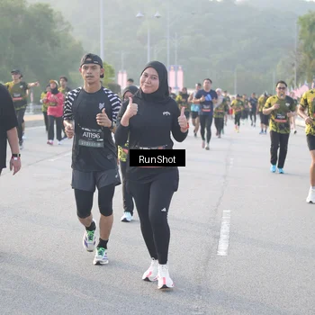Runner Photo 6834068