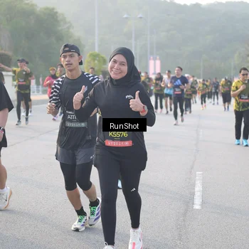 Runner Photo 6834069