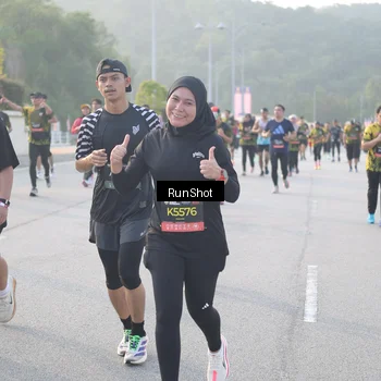 Runner Photo 6834070