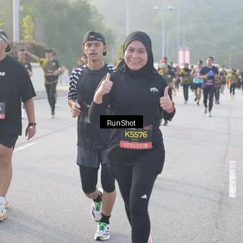 Runner Photo 6834077