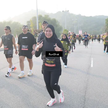 Runner Photo 6834084