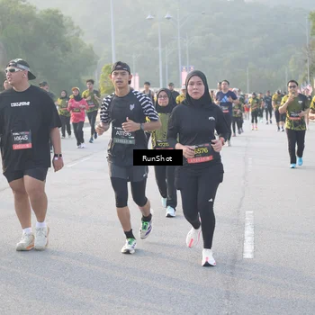 Runner Photo 6834085