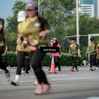 Runner Photo 6834090