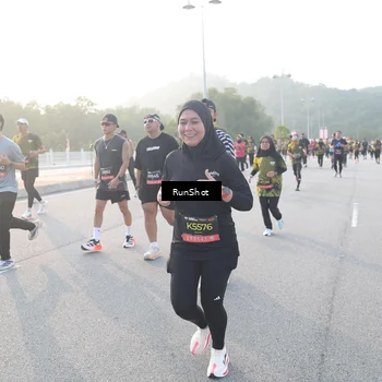 Runner Photo 6834093