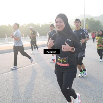 Runner Photo 6834103