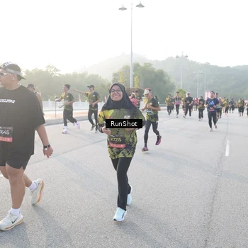 Runner Photo 6834114