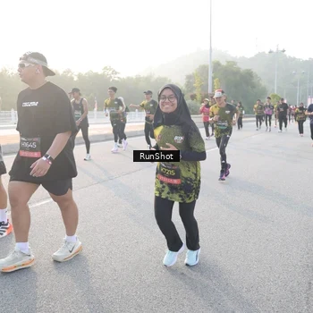 Runner Photo 6834117