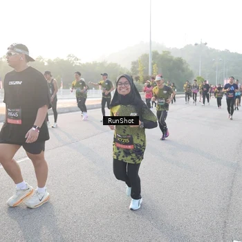 Runner Photo 6834118